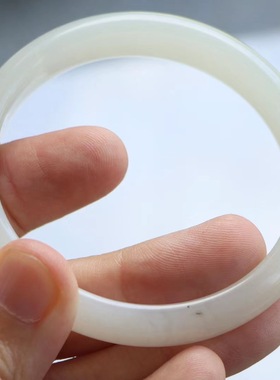 保真天然和田玉手镯54圈口证书编号6120769和田玉淡藕粉底白玉