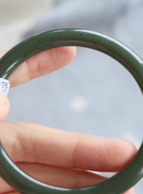 保真和田玉手镯63圈口证书编号5293023和田玉青绿色 黄口料圆条