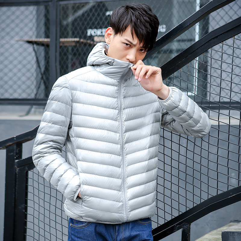  娇兰恋服饰羽绒服