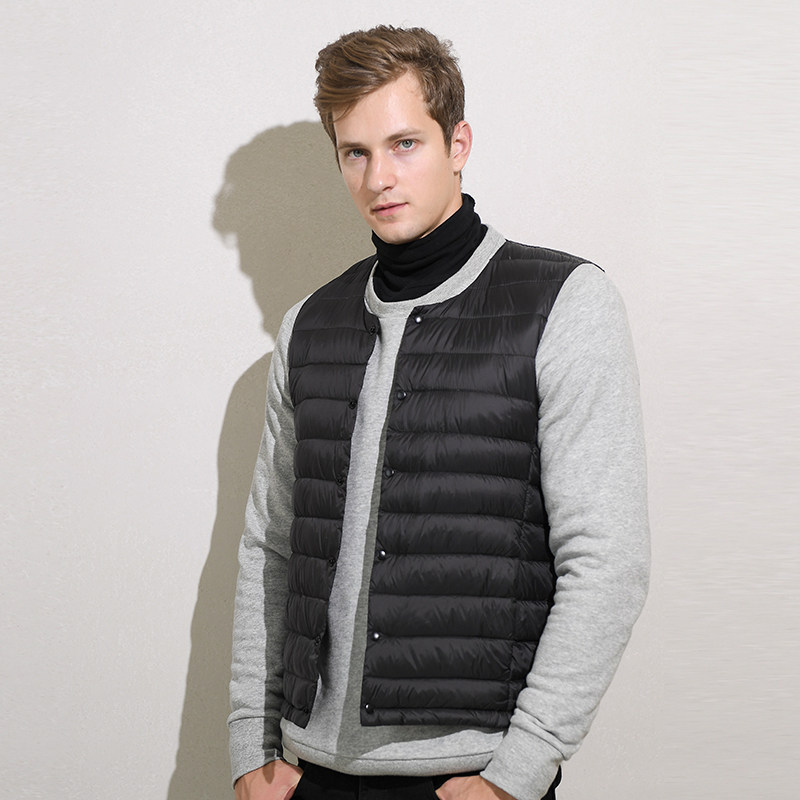  娇兰恋服饰羽绒服