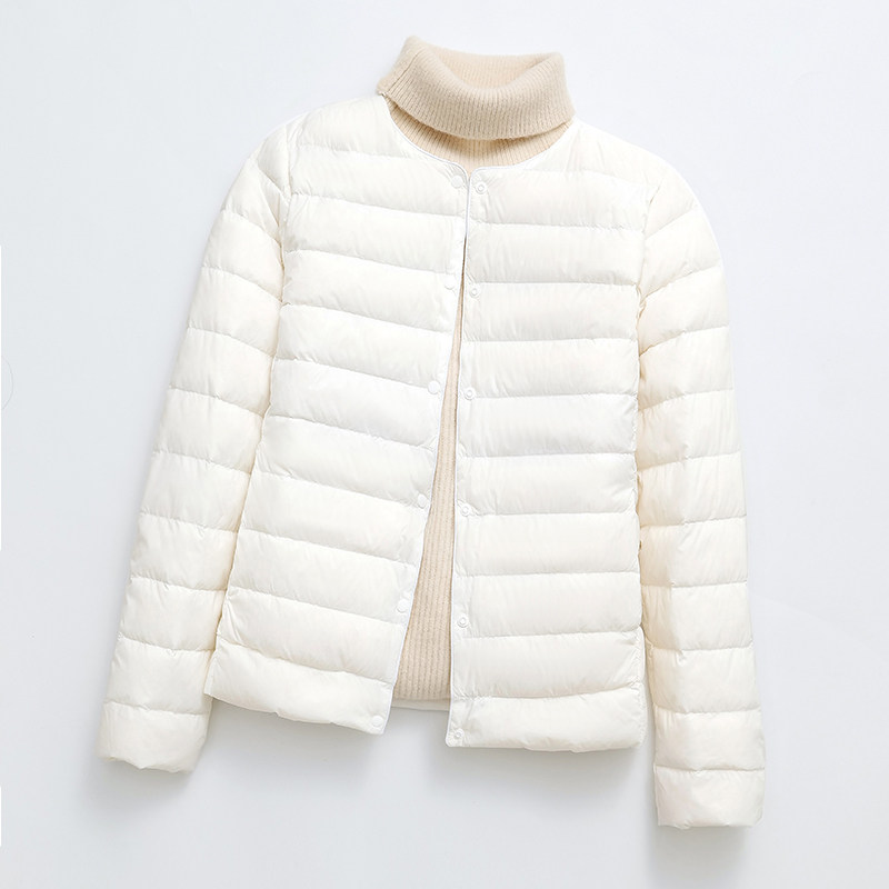  娇兰恋服饰羽绒服