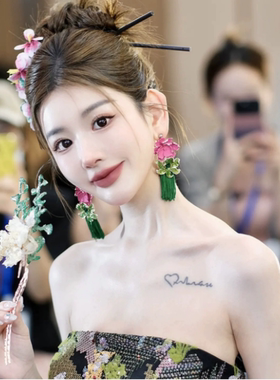 高级感新娘耳环花朵绿色流苏耳坠