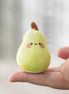原创陶瓷小摆件鸭梨造型创意桌面