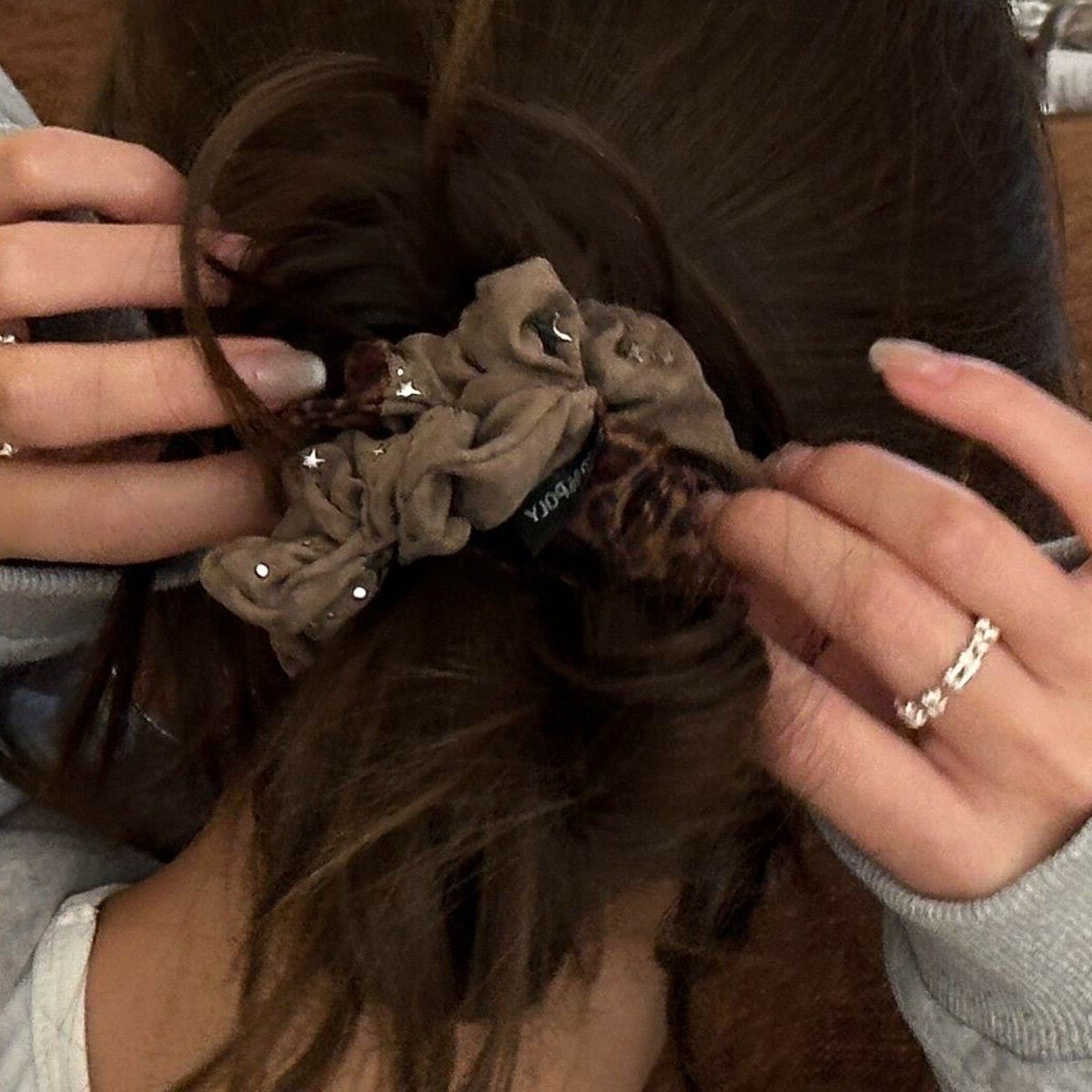 AB面Y2k星星细闪棕色豹纹发圈女复古高级感弹力发绳发饰头饰,淘宝优惠券,粉丝福利购,淘宝优惠卷