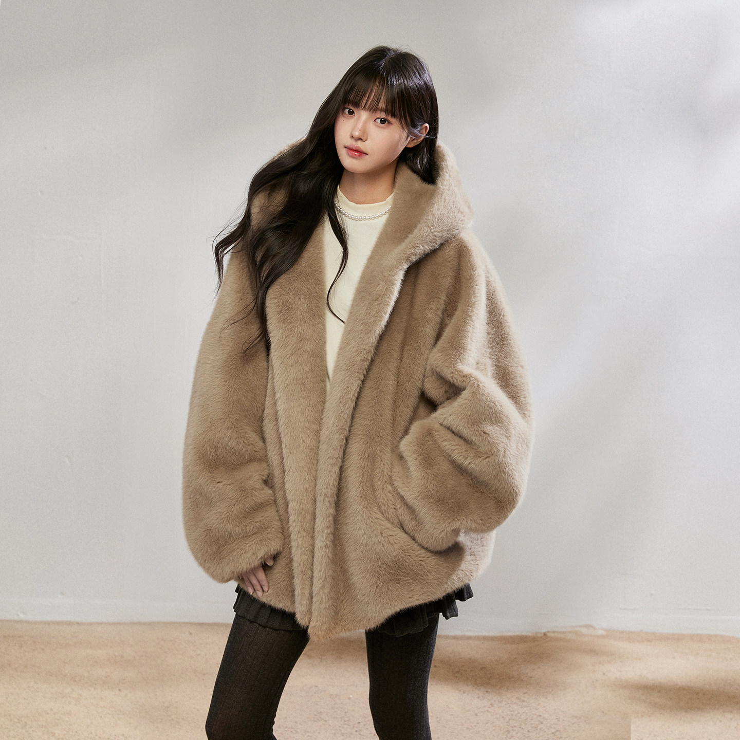 King Prince慵懒连帽斗篷短款大衣女秋冬宽松皮毛一体毛呢外套,淘宝优惠券,粉丝福利购,淘宝优惠卷