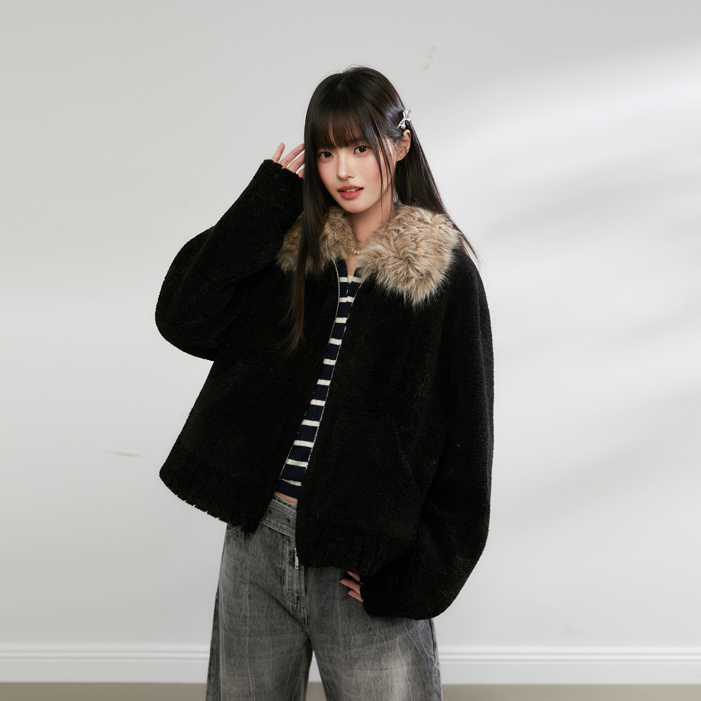 King Prince羊羔毛拼接大毛领保暖外套女2025冬季新款短款上衣,淘宝优惠券,粉丝福利购,淘宝优惠卷