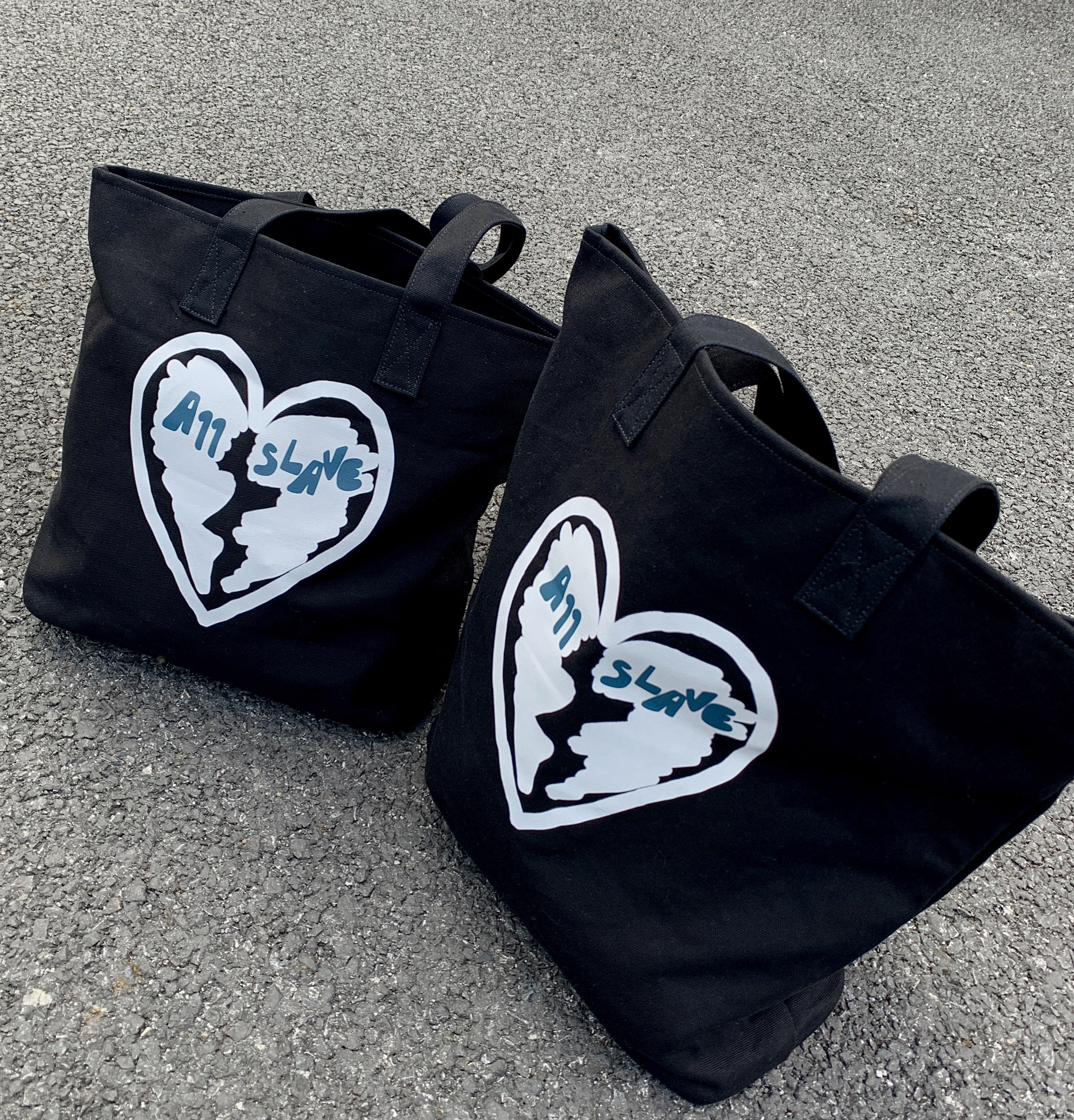 KTDAA11SLAVE新款心碎印花厚底挎包 手提包百搭潮牌包包 - 图3