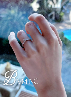 bvminc Y字 V字 排钻戒指 婚戒 ，叠搭首选