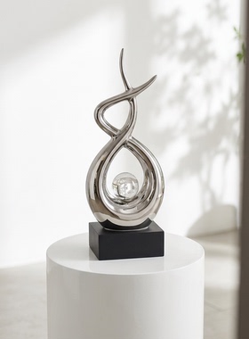 现代轻奢抽象金属摆件客厅酒柜