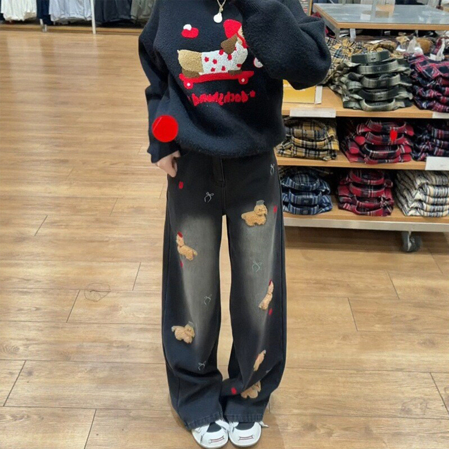 圣诞刺绣小狗牛仔裤女今年冬季大码加厚女裤新款宽松好看直筒裤子,淘宝优惠券,粉丝福利购,淘宝优惠卷