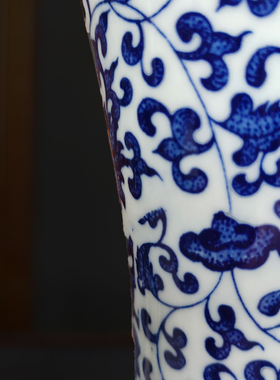 景德镇陶瓷青花仿古摆件新中式美人青花瓷花瓶瓷器缠枝