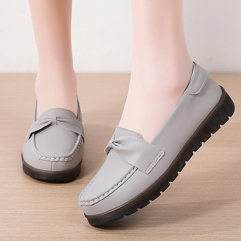 跨境豆豆鞋女一脚蹬软底软皮平底休闲中老年舒适妈妈单鞋春季大码,淘宝优惠券,粉丝福利购,淘宝优惠卷