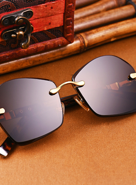 男女异形时尚天然水晶石头太阳镜