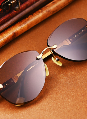 天然水晶石头镜蛤蟆茶色眼镜个性清凉舒适养目太阳镜男女通用墨镜