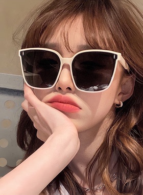 高档女士太阳镜网红同款墨镜新款方形大框太阳镜时尚个性遮阳眼镜