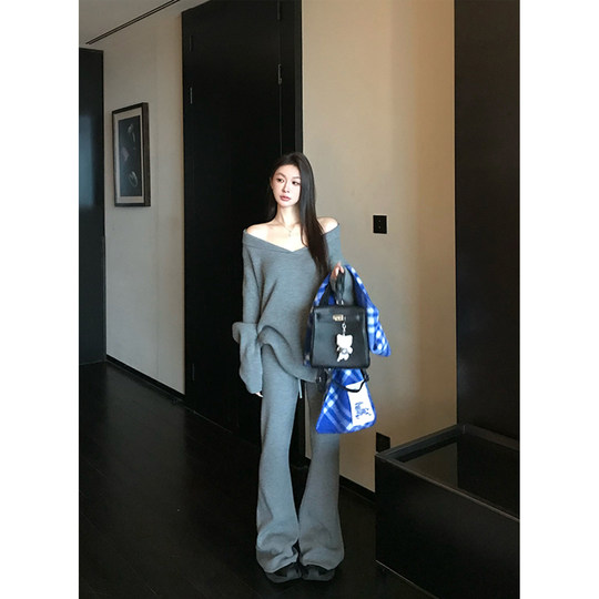 Skk Store淡颜天菜软糯针织V领上衣慵懒设计感毛衣休闲裤套装女秋