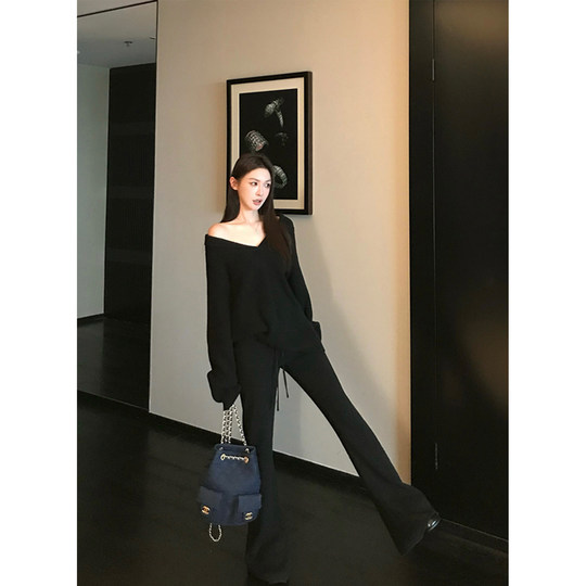 Skk Store淡颜天菜软糯针织V领上衣慵懒设计感毛衣休闲裤套装女秋
