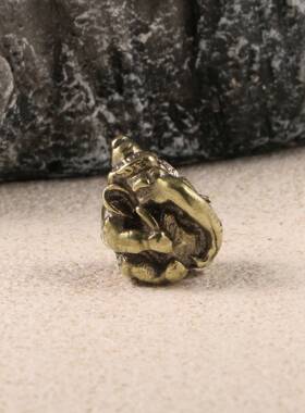 古玩铜器手工实心大象黄铜小摆件复古黄铜工艺品摆件收藏厂家直供