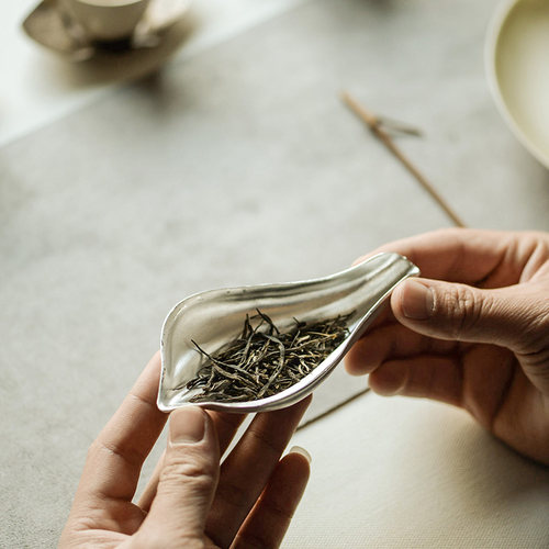 栈语 中式禅意茶则 手工锡制莲瓣赏茶荷茶匙勺功夫茶铲茶道零配 - 图1