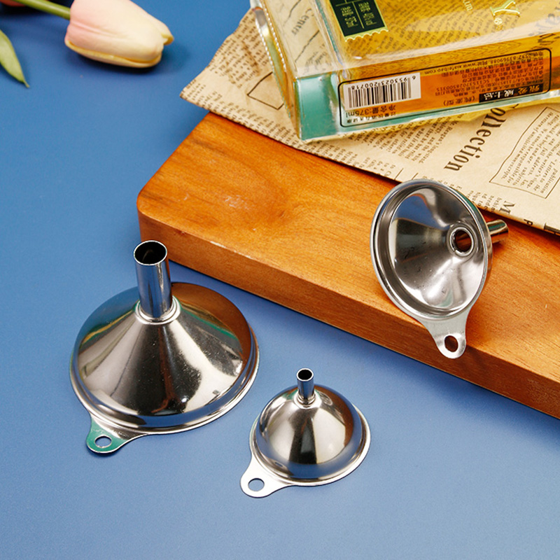 不锈钢3件套漏斗厨房倒油漏多功能酒漏小口大口径迷你小漏斗套装 - 图1