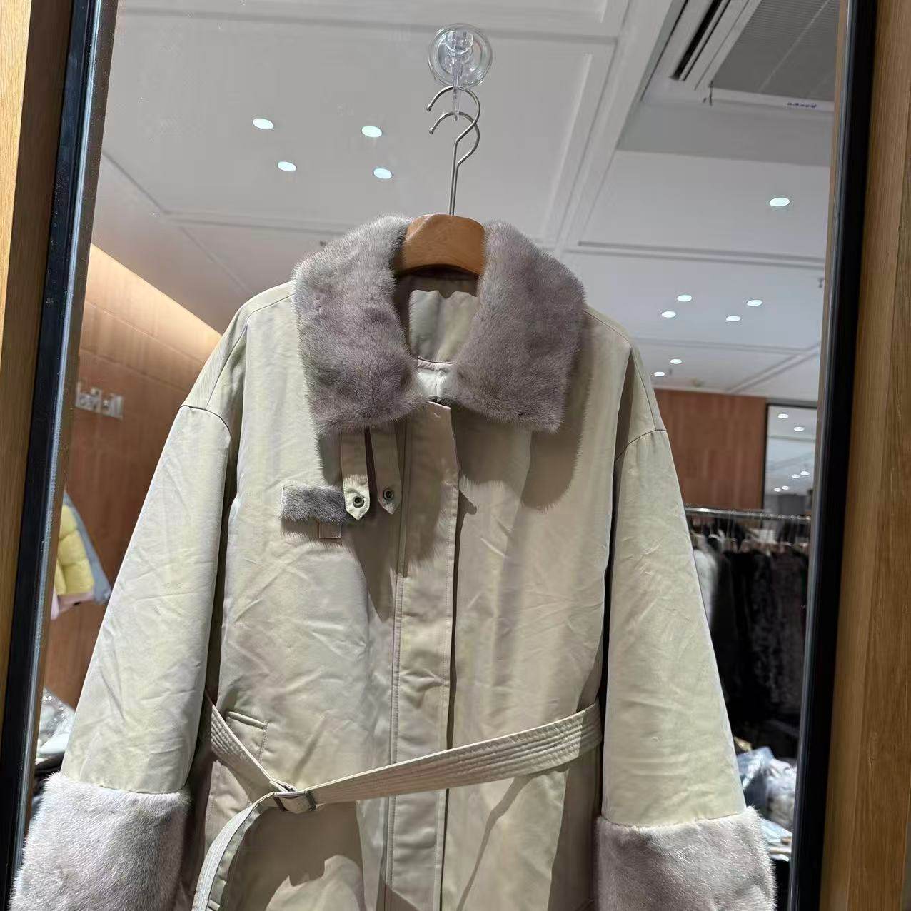 欧洲站2025冬高端欧货水貂毛领系腰带保暖中长款鹅绒大衣潮653-1,淘宝优惠券,粉丝福利购,淘宝优惠卷