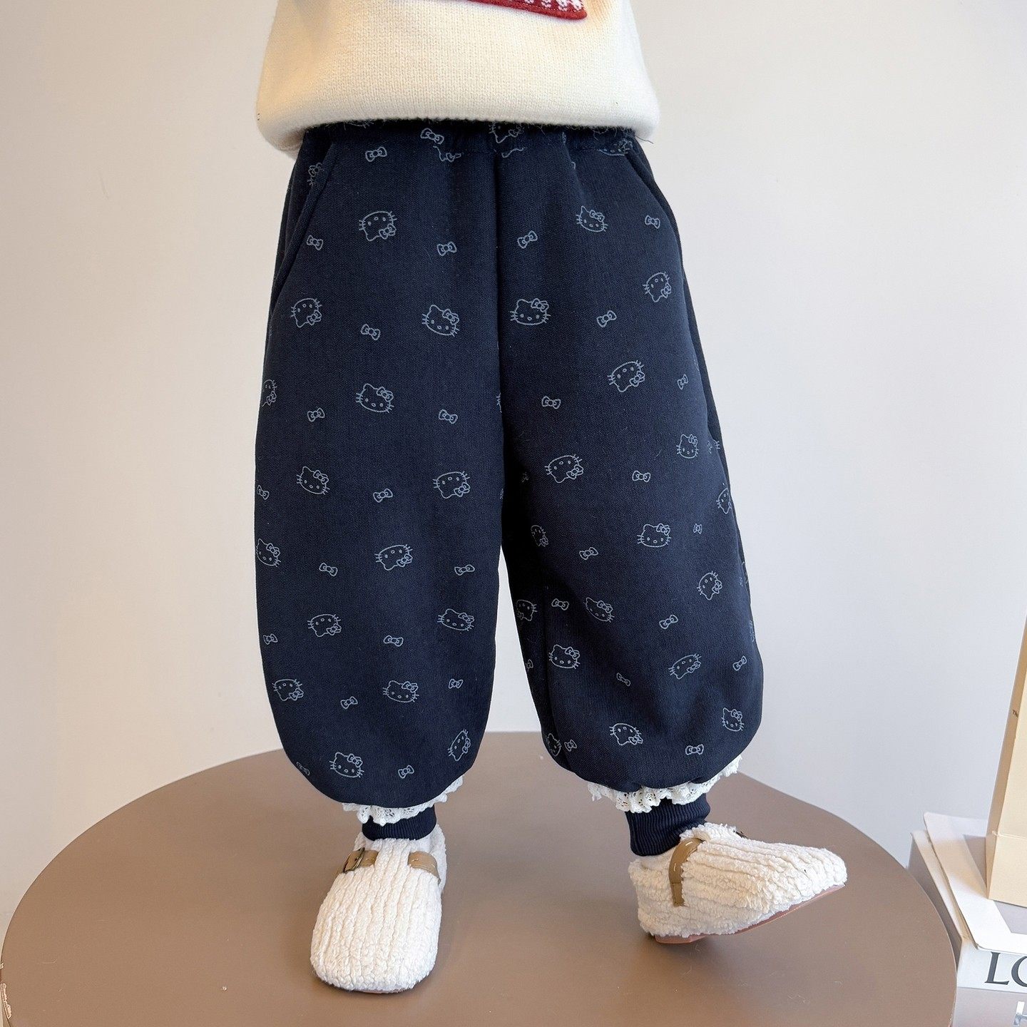 女小童花边加绒裤子冬季儿童猫咪加厚卫裤冬装女宝宝一体绒休闲裤,淘宝优惠券,粉丝福利购,淘宝优惠卷