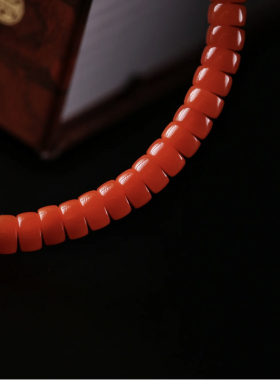 天然南红手串男直切药片原创手链女隔片锦红红本命年生日礼物转运