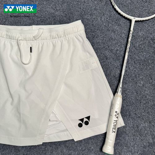 2026新款YONEX尤尼克斯短裙女速干运动羽毛球服半身裙2208326BCR - 图2