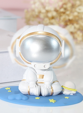 宇航员车载摇头摆件客厅装饰办公桌面饰品治愈小物件男女生日礼物