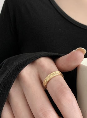 简约百搭关节戒指女小众设计2026新款爆款可调节戒指轻奢高级感