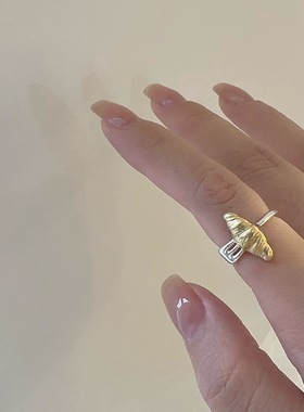 一恋叉子牛角包戒指女小众设计感时尚百搭个性气质精致优雅开口食