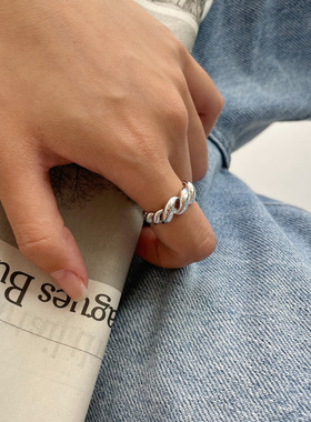 一恋韩版几何交叉戒指女复古时尚镂空牛角包开口指环嘻哈食