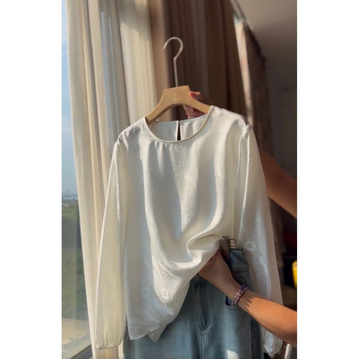 DY3094上久楷带钢印100桑蚕丝真丝提花长袖衬衫灯笼袖新中式国风