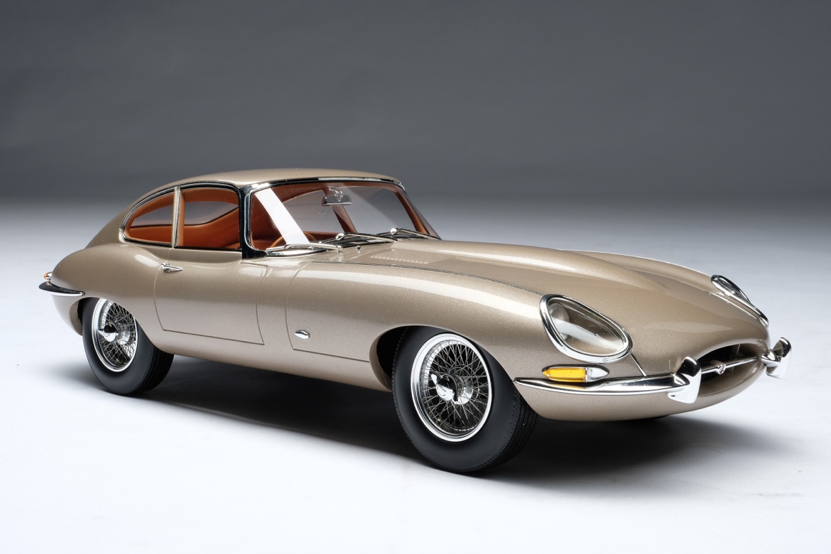 AMA Amalgam 1:18 捷豹E-Type Coupe 仿真树脂汽车模型 - 图0