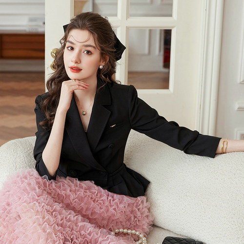 白鹿语轻熟优雅风双排扣西装外套26春新款高级感职场收腰显瘦上衣 - 图0