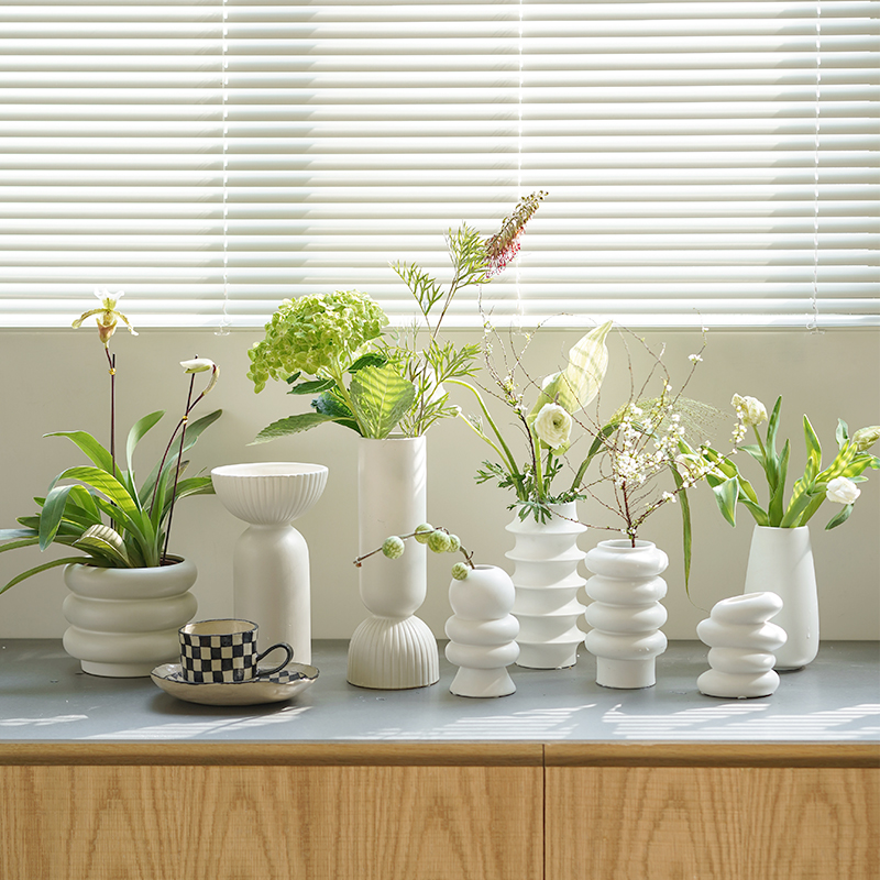 栀美家 北欧创意白色陶瓷花瓶 简约家居插花花器客厅装饰品摆件 - 图3