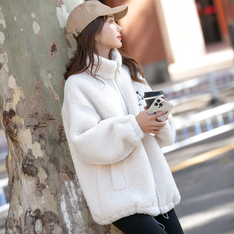 颗粒绒毛毛外套2021年秋冬新款拉链 伊姿诗航短外套