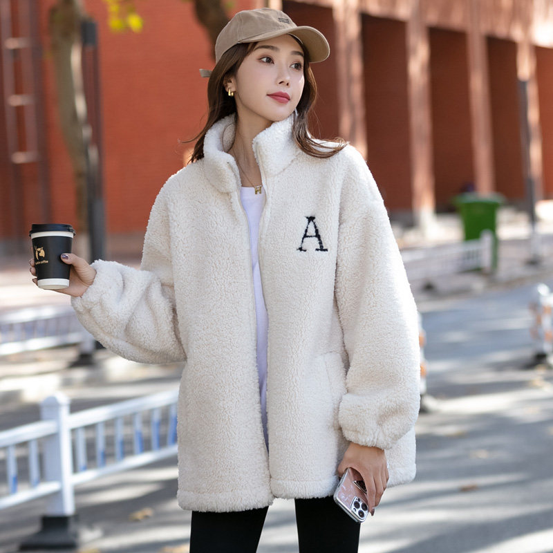 颗粒绒毛毛外套2021年秋冬新款拉链 伊姿诗航短外套