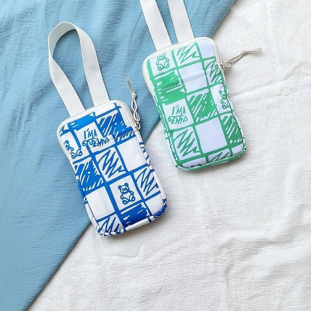 装手机专用袋手机包新款可爱小熊手拎包时尚涂鸦手拎包轻便百搭小,淘宝优惠券,粉丝福利购,淘宝优惠卷