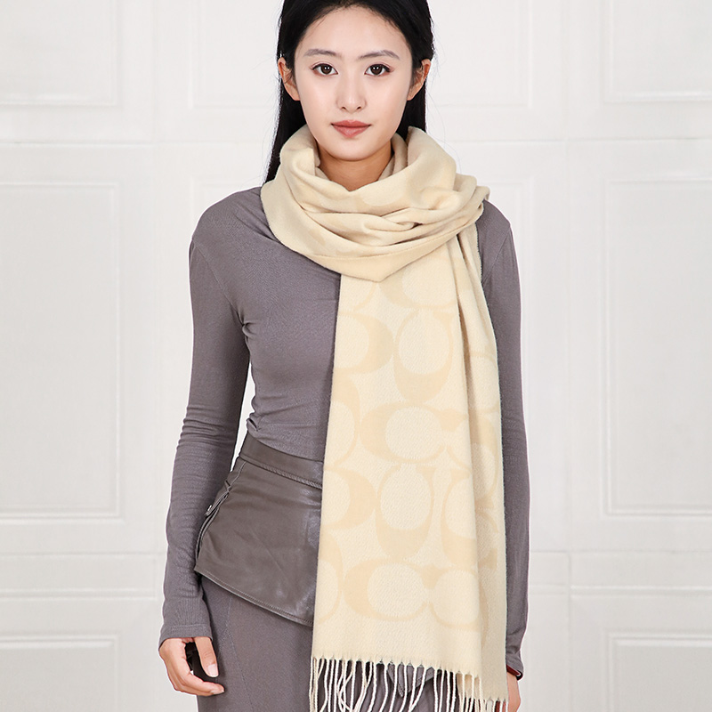 【自营】COACH/蔻驰女士羊毛围巾经典老花时尚百搭秋冬围脖披肩