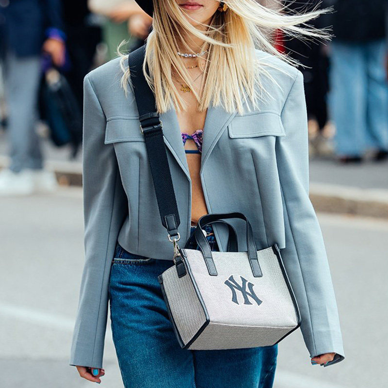 【自营】mlb男女情侣托特包经典挎包 天猫国际自营时尚范女士包袋