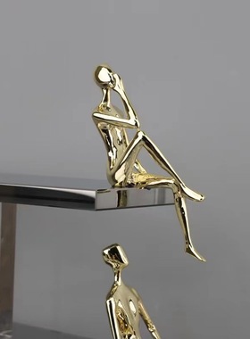 现代简约创意几何水晶金属小金人样板房样板房酒柜酒柜客厅客厅