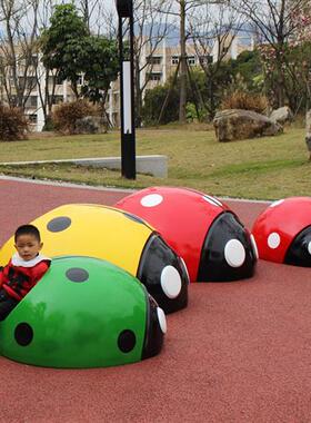 游乐场仿真甲虫雕塑模型摆件玻璃钢七星瓢虫幼儿园草坪井盖装饰品
