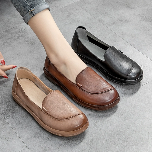 Комфортные универсальные туфли для матери, тренд сезона, из натуральной кожи, для среднего возраста, мягкая подошва