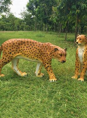 户外仿真豹子玻璃钢雕塑花园草坪景区雪豹动物园景观模型装饰摆件