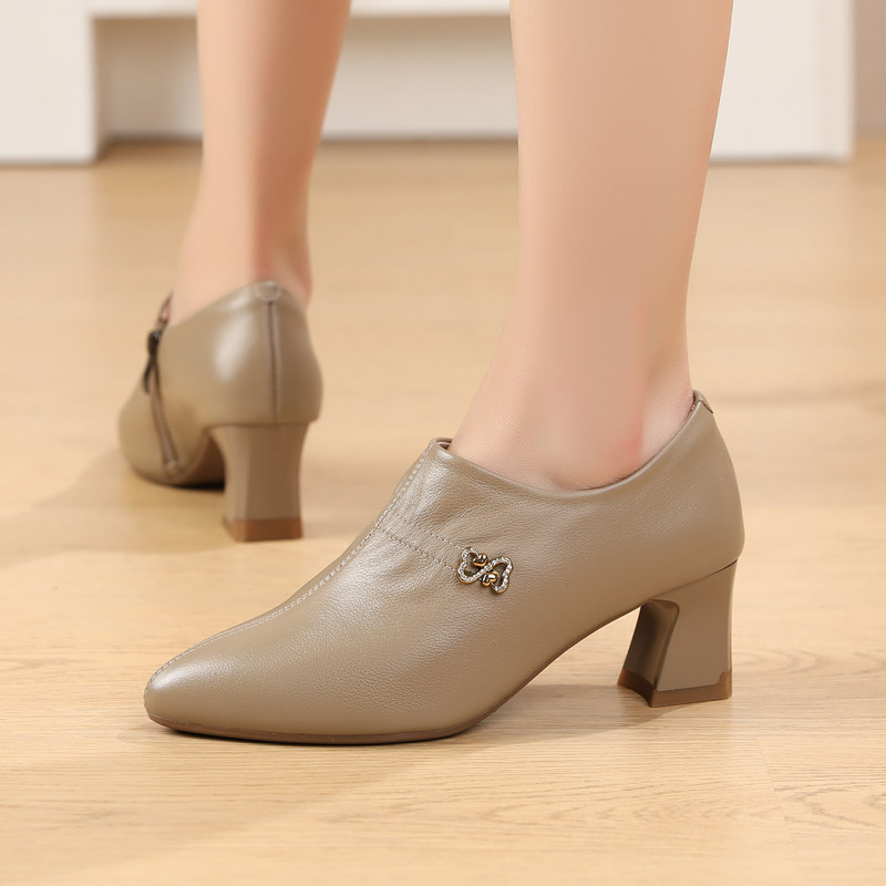 春季新款2025粗跟尖头显瘦单鞋深口鞋舒适百搭妈妈鞋中跟短靴踝靴,淘宝优惠券,粉丝福利购,淘宝优惠卷