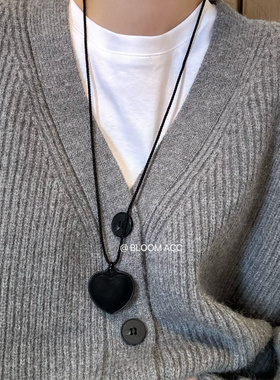 新款简约百搭时尚绒面爱心吊坠绳子绑带项链长款毛衣链卫衣链