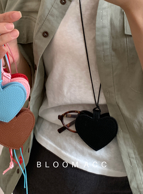 韩国ins风多色简约休闲日常皮革爱心挂件项链磁吸眼镜收纳毛衣链