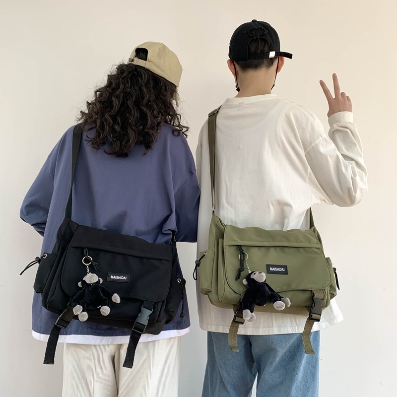 ins日系原宿暗黑风机能工装斜挎包 潮妮优包女士包袋