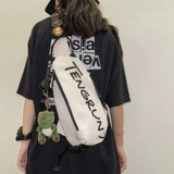 胸包男士ins潮牌运动学生单肩包百搭男生腰包斜跨小包女斜挎包男